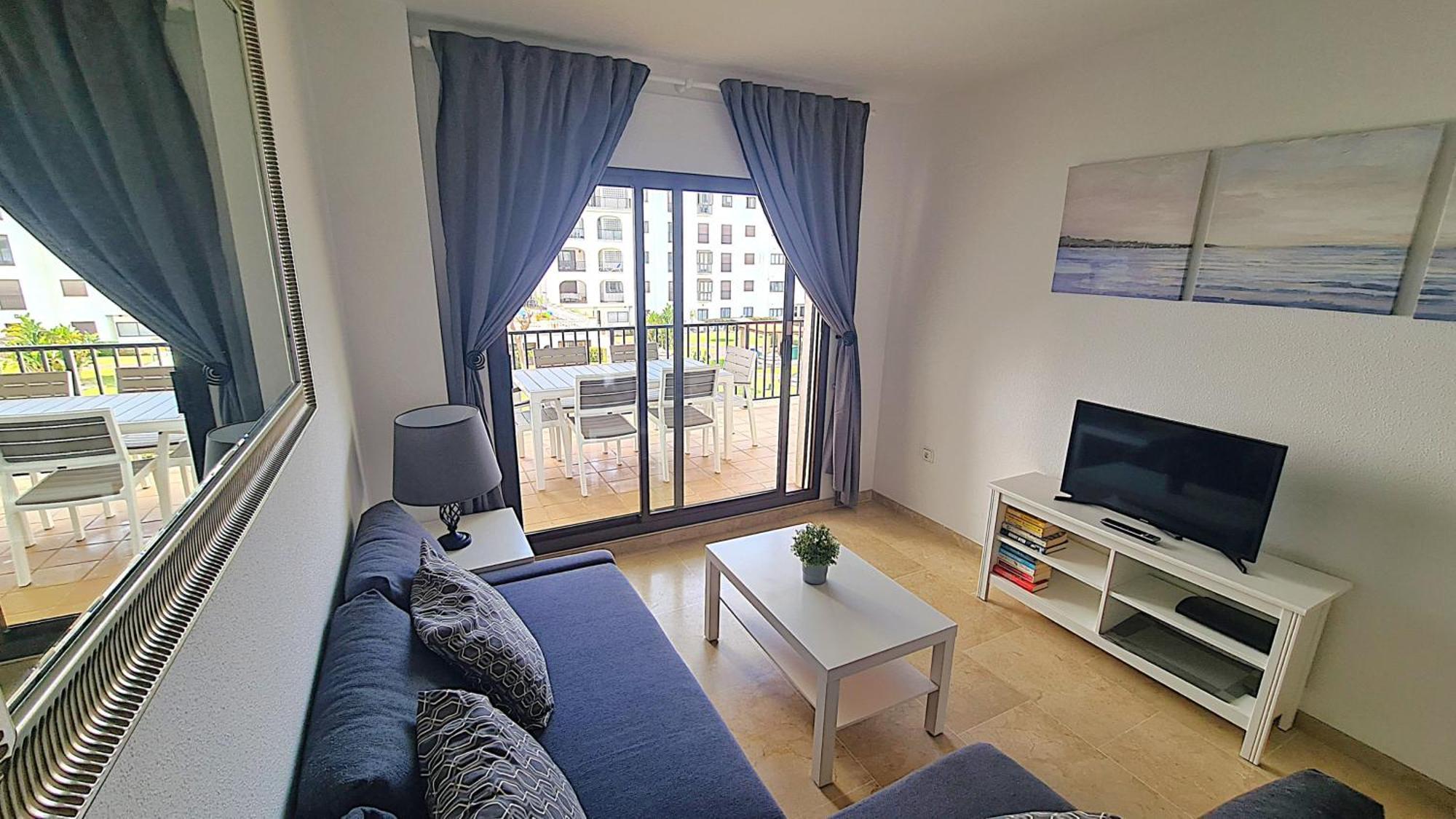Lovely 2-Bed Apartment In Marina De La Duquesa Кастильо-де-Сабинильяс Экстерьер фото